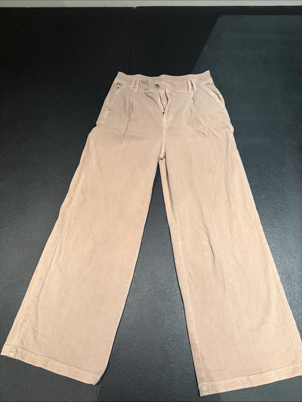 American Eagle Outfitters Wide-Leg Jeans in Light Tan